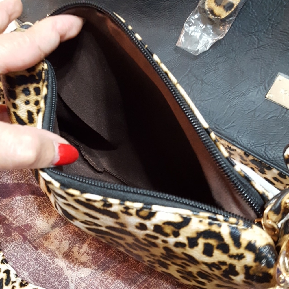 Handbag - Picture 6 of 6